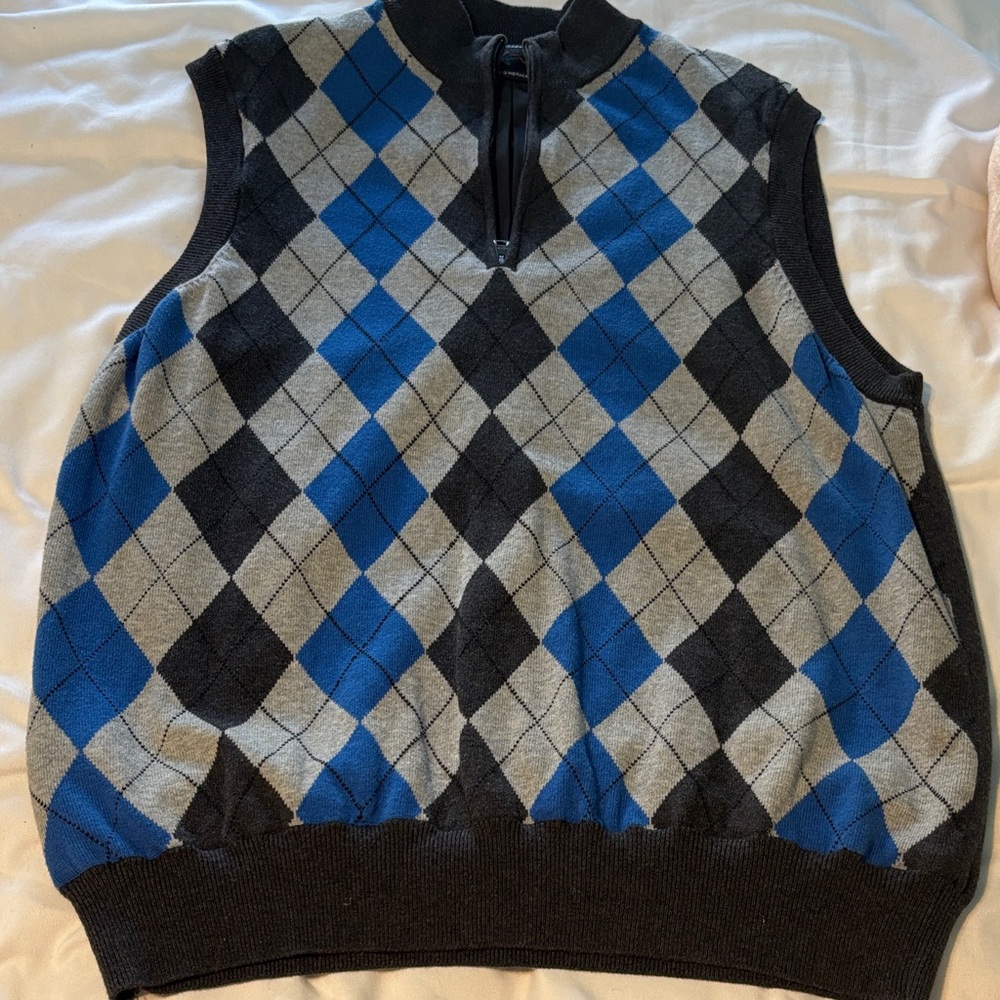 Greg Norman Weatherknit Blue and Gray Argyle Lined Sweater Vest